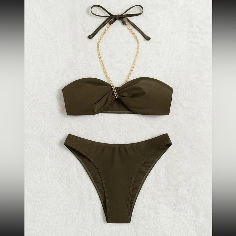 NEW Bikini Set w/ Chain Link